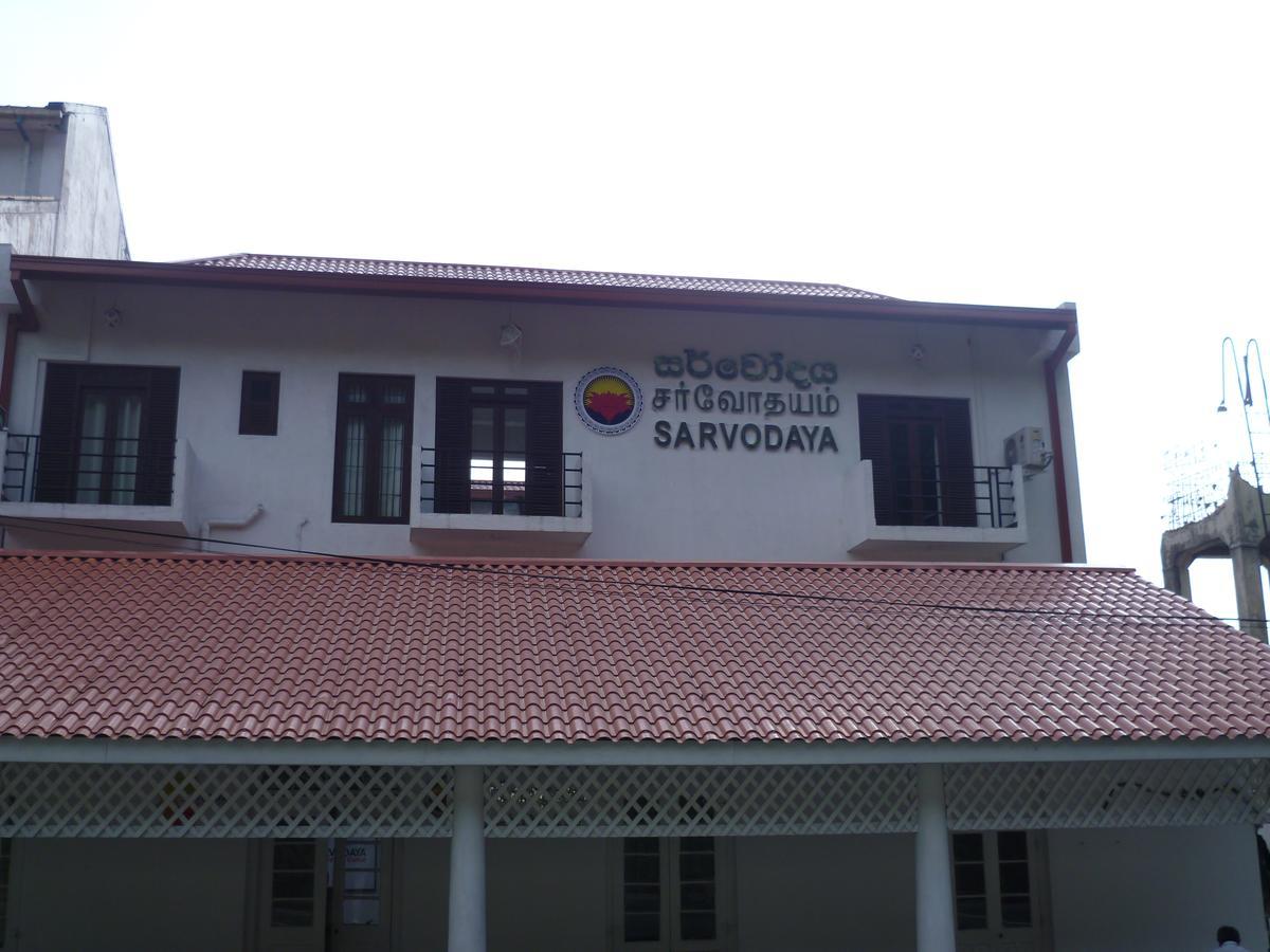 Sarvodaya Samma Vaasa Residence Kandy Exterior photo